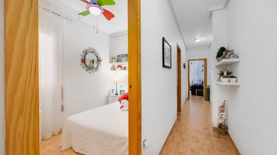 Apartment de 80m² à Torrevieja, Espagne No. 648 № 16