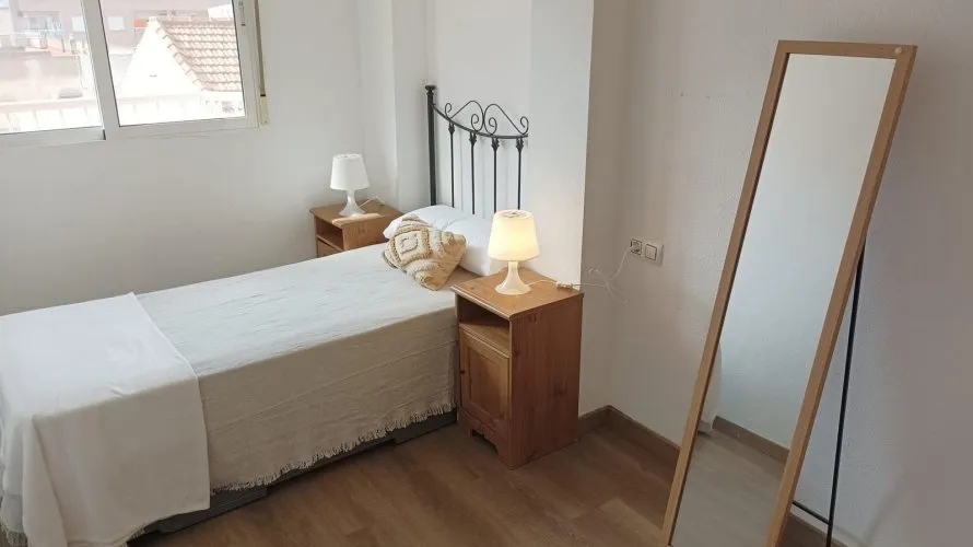 Apartment de 2 chambres à Torrevieja, Espagne No. 666 № 14