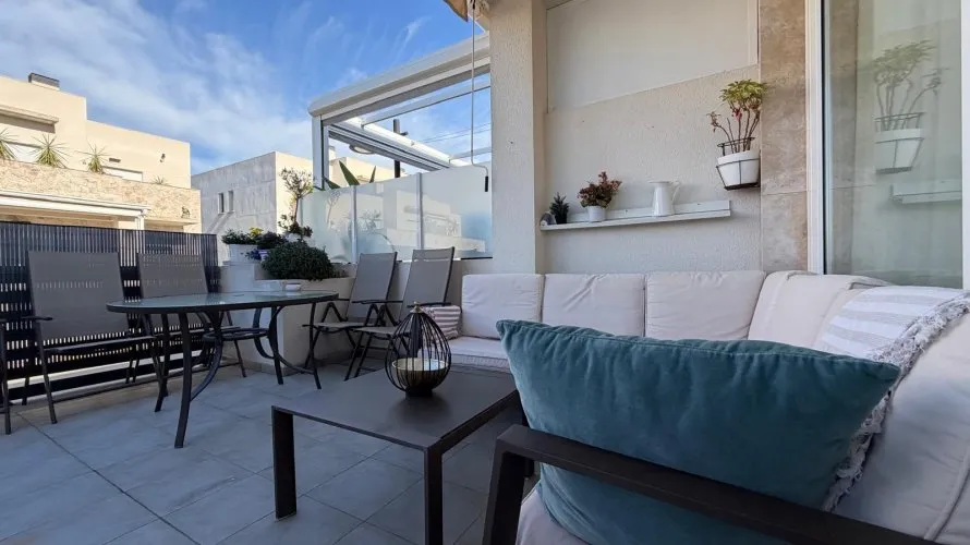 House de 3 chambres à Torrevieja, Espagne No. 711 № 17