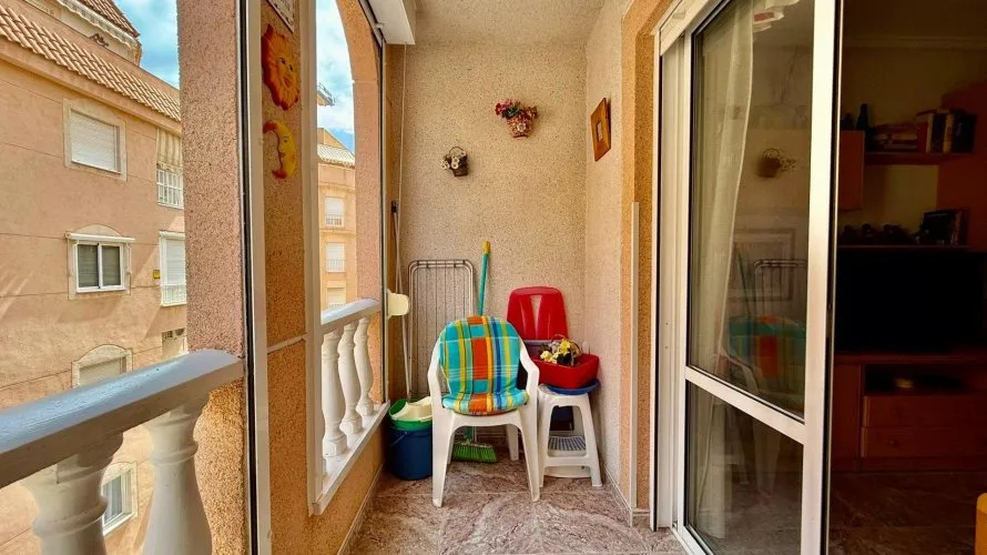 Apartment de 2 chambres à Torrevieja, Espagne No. 629 № 26