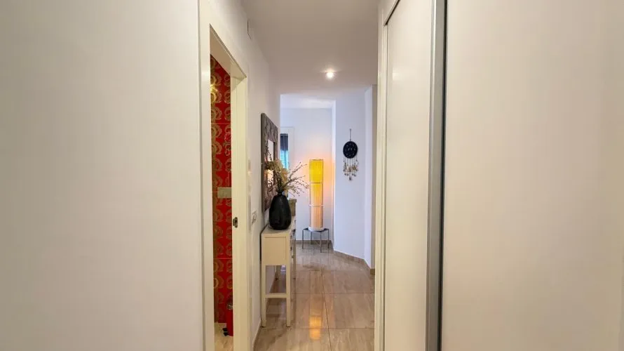 Apartment de 2 chambres à Torrevieja, Espagne No. 681 № 18