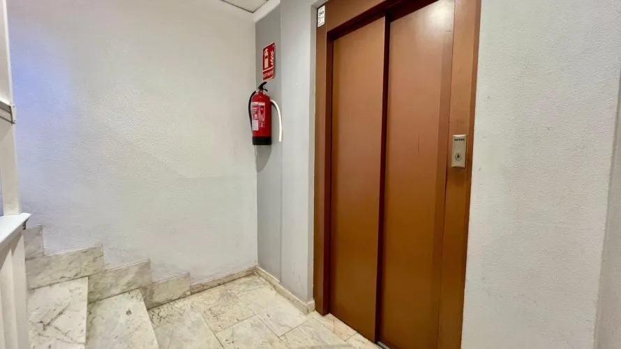 Apartment de 1 chambre à Torrevieja, Espagne No. 688 № 4