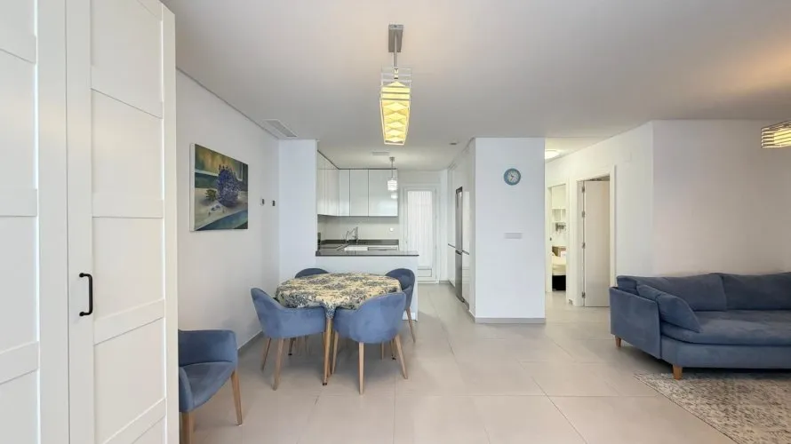 House de 3 chambres à Torrevieja, Espagne No. 711 № 11