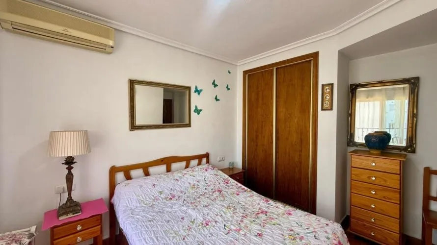 Apartment de 1 chambre à Torrevieja, Espagne No. 728 № 7