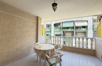 Apartment de 1 chambre à Torrevieja, Espagne No. 717