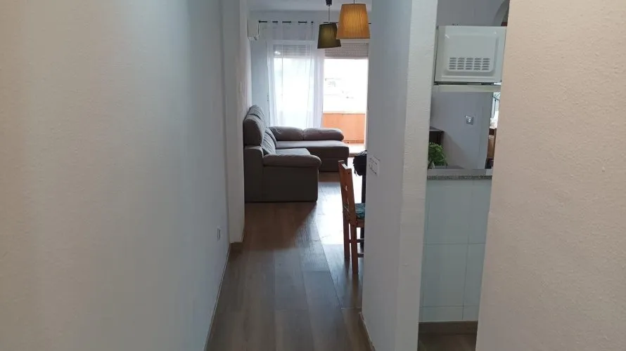 Apartment de 2 chambres à Torrevieja, Espagne No. 666 № 21