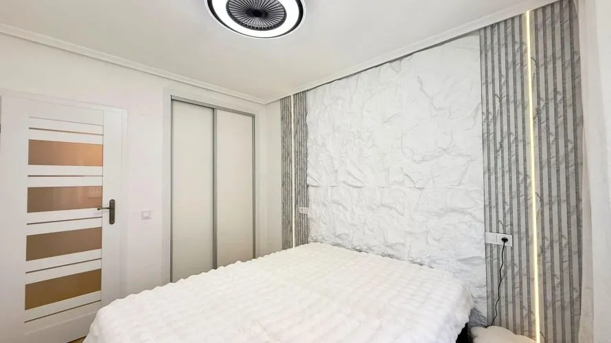 Apartment de 2 chambres à Torrevieja, Espagne No. 631 № 7