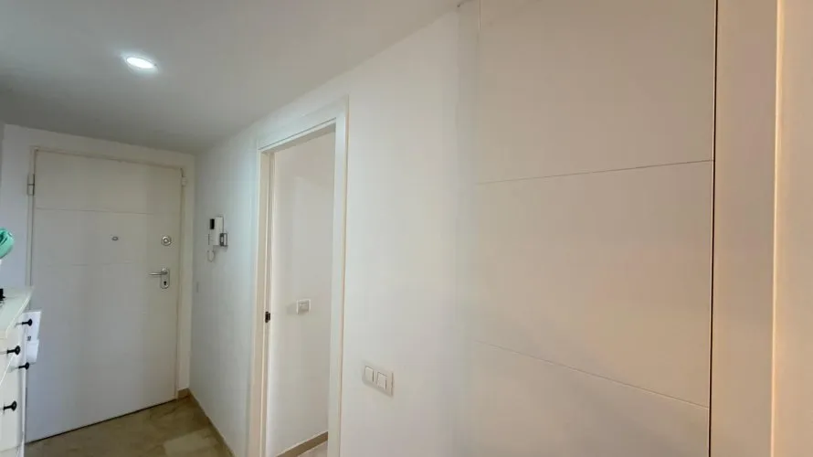 Apartment de 3 chambres à Torrevieja, Espagne No. 693 № 24