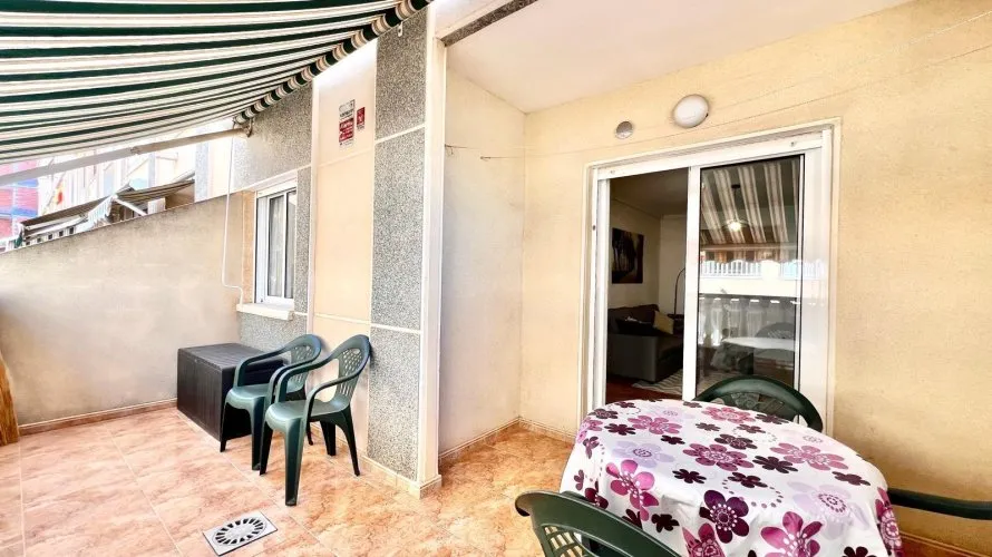 Apartment de 1 chambre à Torrevieja, Espagne No. 700 № 19