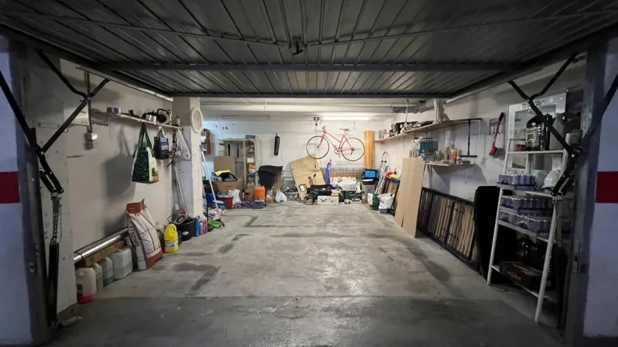 Garage de 33m² à Torrevieja, Espagne No. 669