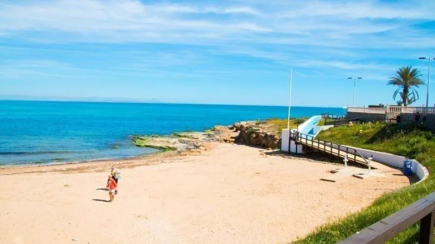 Apartment de 48m² à Torrevieja, Espagne No. 764 № 3