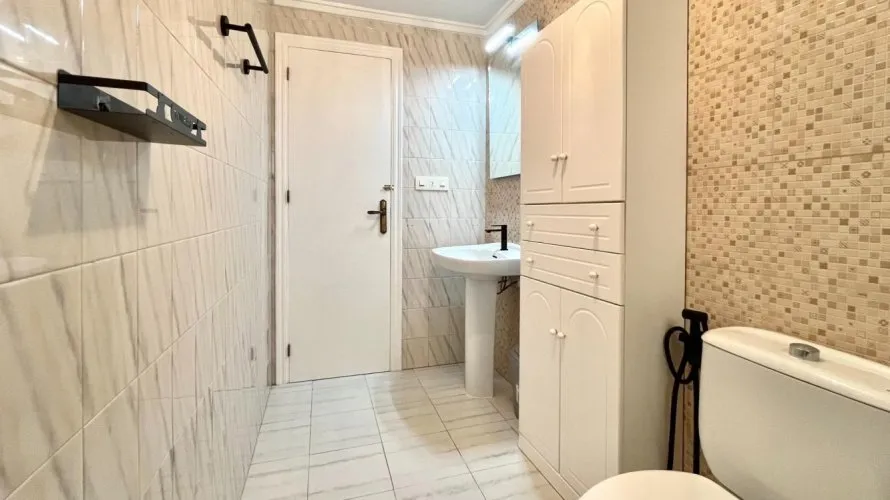 Bungalow de 2 chambres à Torrevieja, Espagne No. 804 № 6