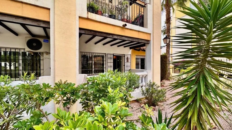 Apartment de 2 chambres à Torrevieja, Espagne No. 787 № 14