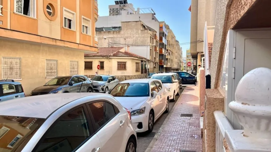 Bungalow de 2 chambres à Torrevieja, Espagne No. 804