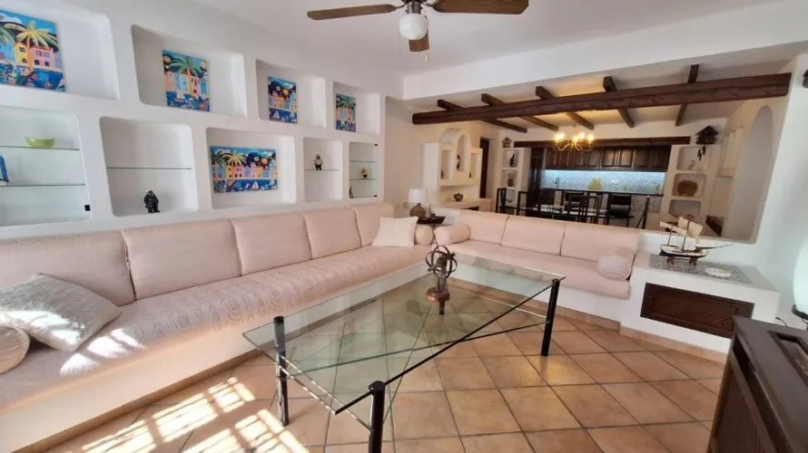 Apartment de 2 chambres à Torrevieja, Espagne No. 763 № 9