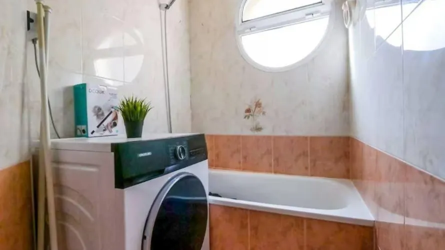 Apartment de 2 chambres à Torrevieja, Espagne No. 803 № 1