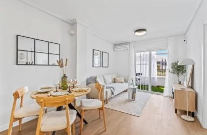 Apartment de 68m² à Torrevieja, Espagne No. 795