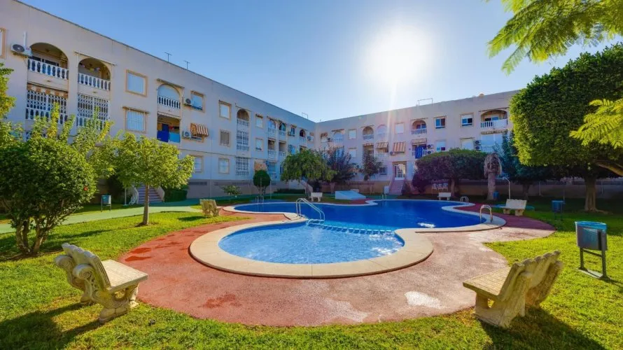Penthouse de 61m² à Torrevieja, Espagne No. 744 № 5