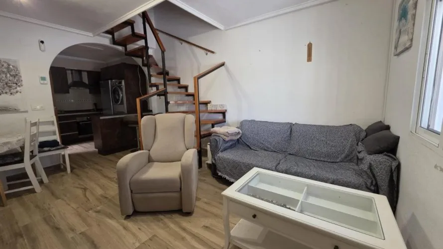 House de 2 chambres à Torrevieja, Espagne No. 762 № 21