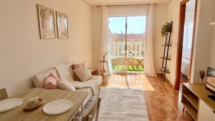 Apartment de 1 chambre à Torrevieja, Espagne No. 779 № 8