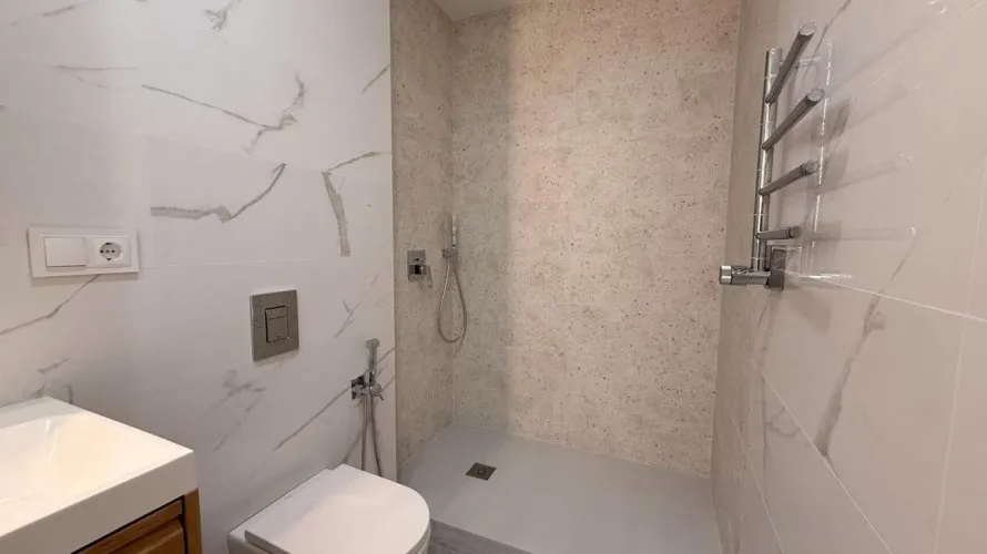 Apartment de 2 chambres à Torrevieja, Espagne No. 756 № 2