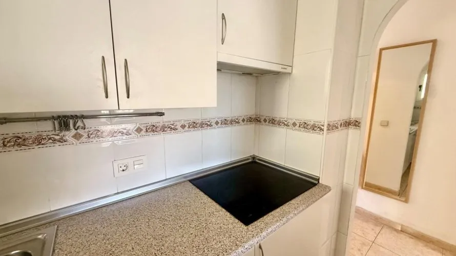 Apartment de 1 chambre à Torrevieja, Espagne No. 778 № 13