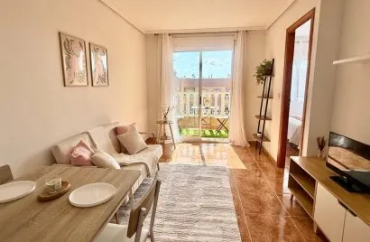 Apartment de 1 chambre à Torrevieja, Espagne No. 779