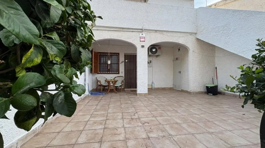 Bungalow de 42m² à Torrevieja, Espagne No. 808 № 20