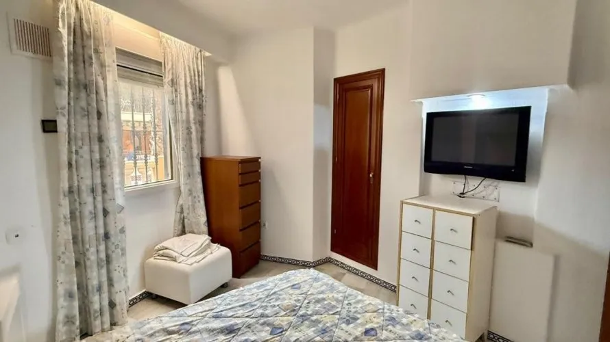 Apartment de 2 chambres à Torrevieja, Espagne No. 788 № 2
