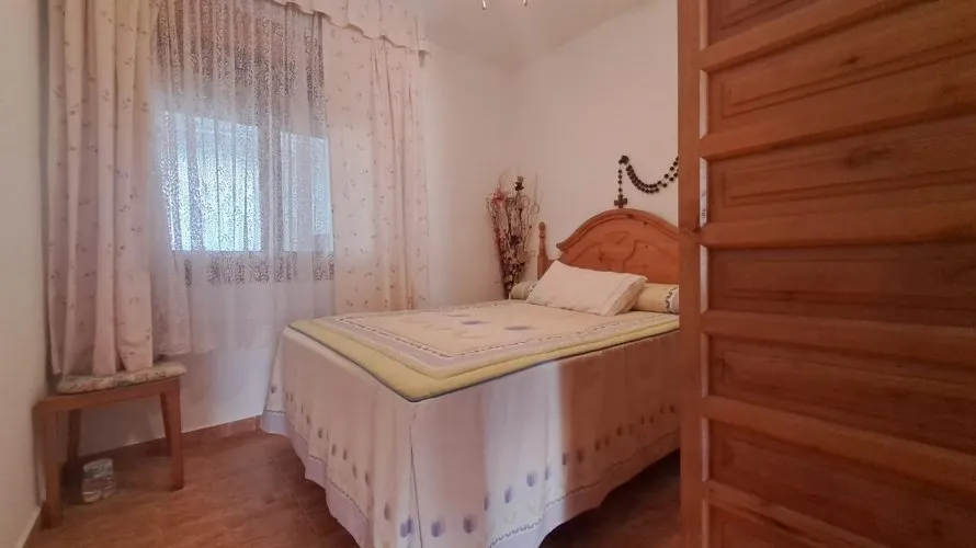 Бунгало с 2 спальнями в Торревьеха, Испания №405 № 2