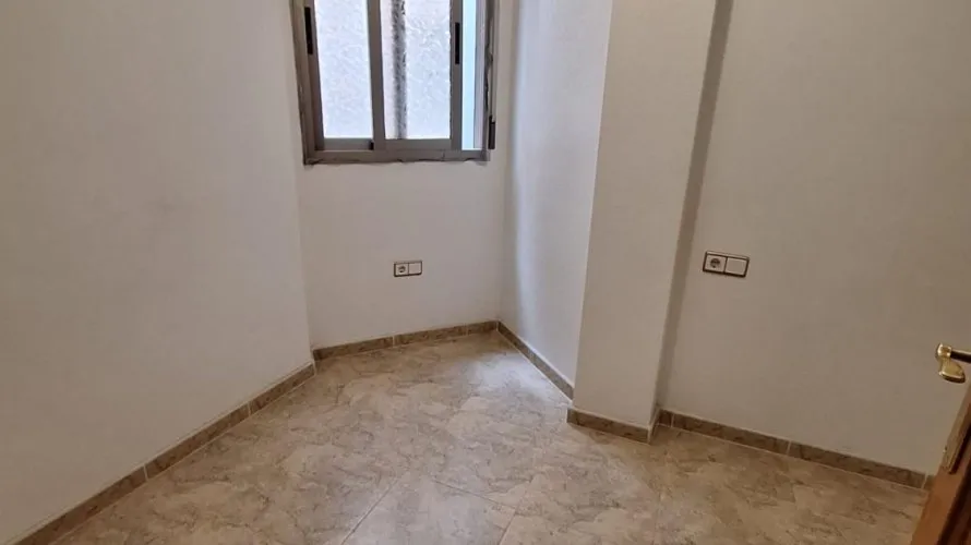Квартира с 2 спальнями в Торревьеха, Испания №381 № 8