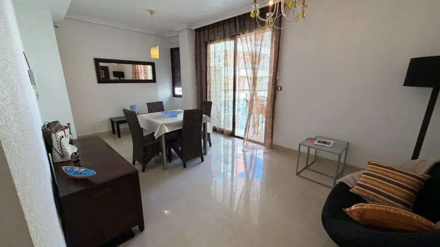 1 bedroom apartment for sale , Torrevieja, Spain No. 237 № 2