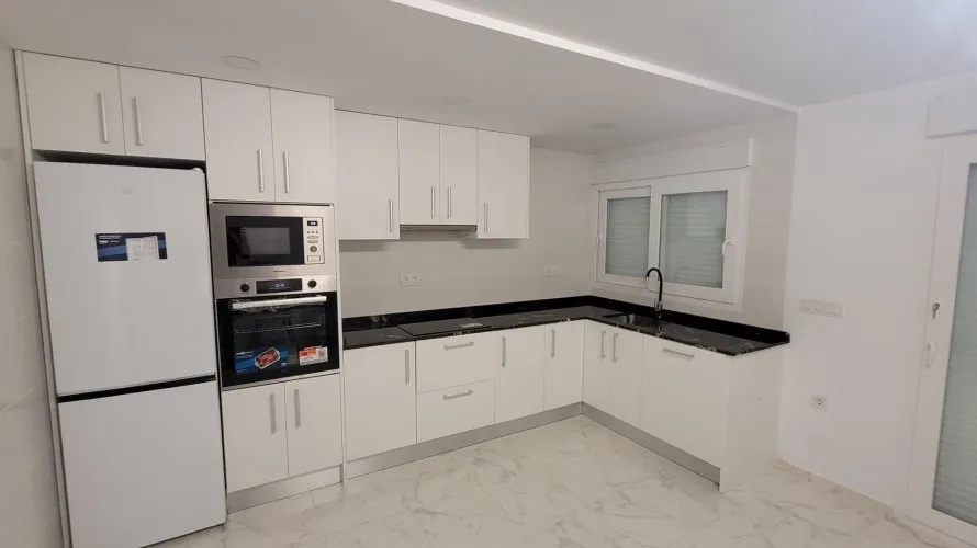 3 bedrooms house for sale, Torrevieja, Spain No. 158
