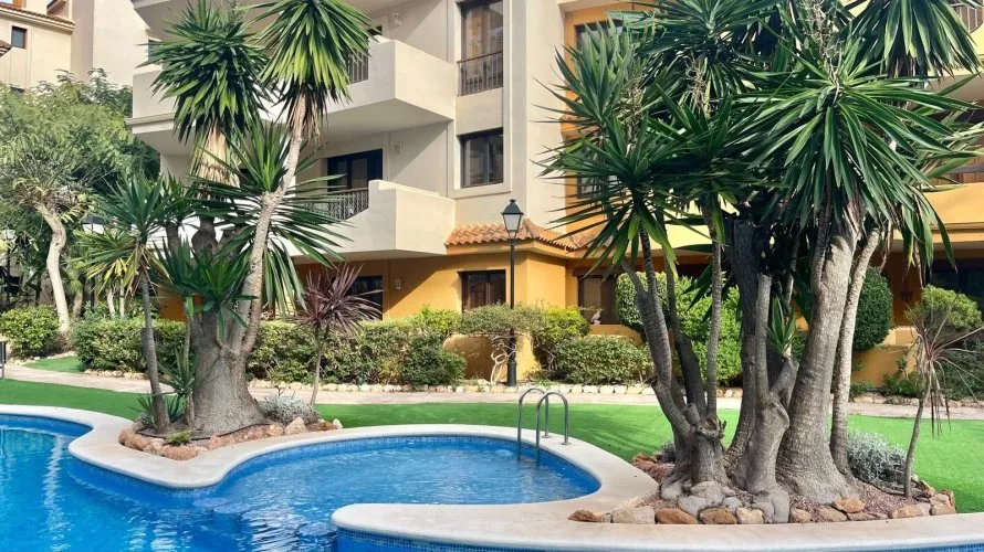 2 bedrooms bungalow for sale, Torrevieja, Spain No. 182 № 3