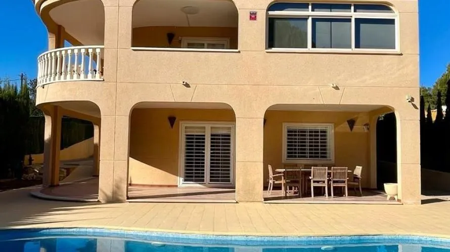 4 bedrooms villa for sale , Torrevieja, Spain No. 58 № 1