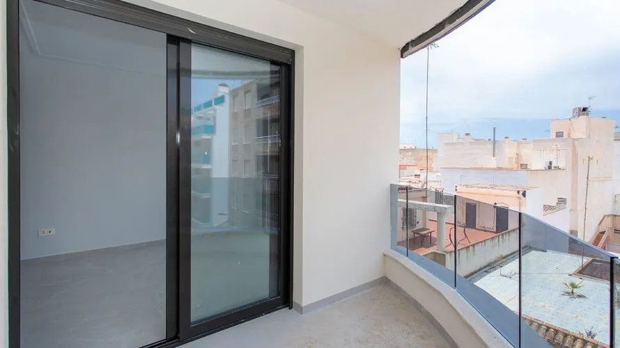 88m² apartment for sale , Torrevieja, Spain No. 218 № 1