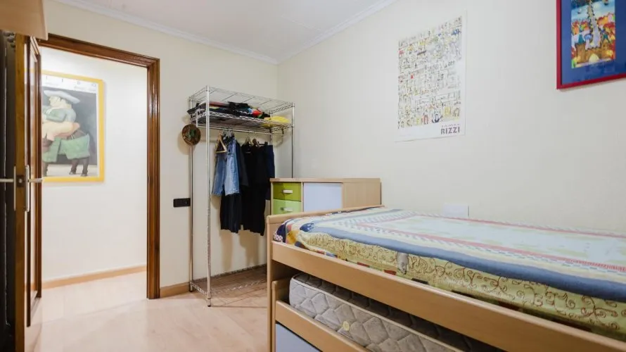 100m² apartment for sale , Torrevieja, Spain No. 215 № 6