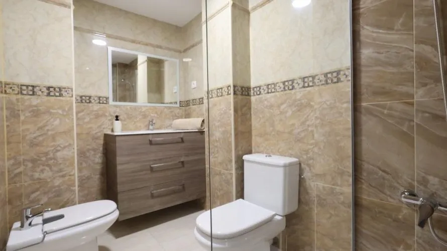 3 bedrooms apartment for sale , Torrevieja, Spain No. 133 № 17
