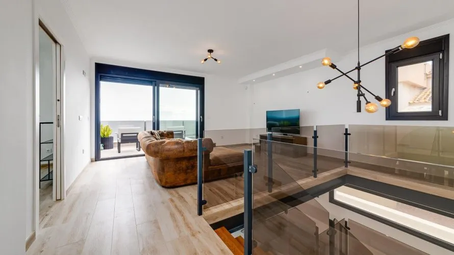 4 bedrooms villa for sale , Torrevieja, Spain No. 124 № 9