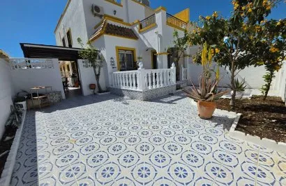 3 bedrooms house for sale, Torrevieja, Spain No. 229