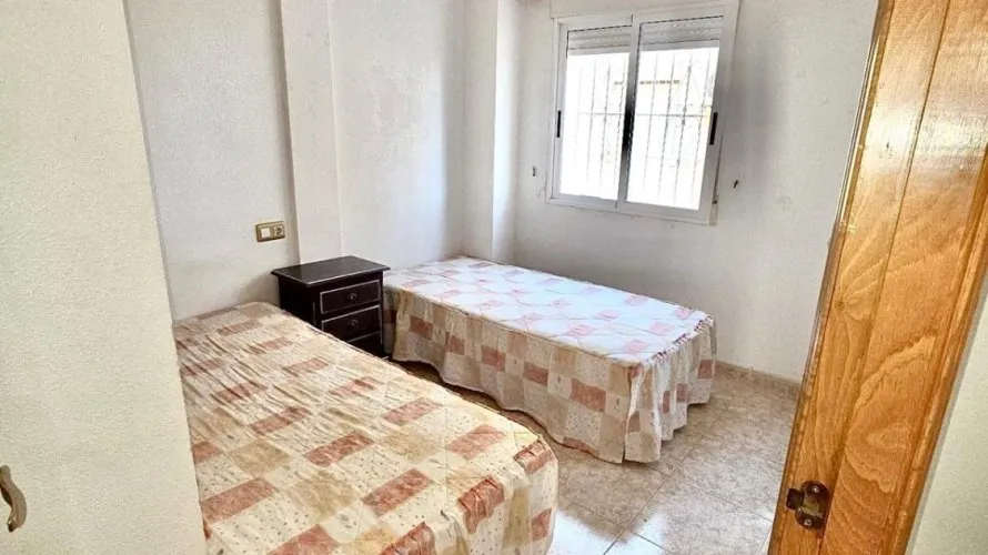 3 bedrooms house for sale, Torrevieja, Spain No. 202 № 11