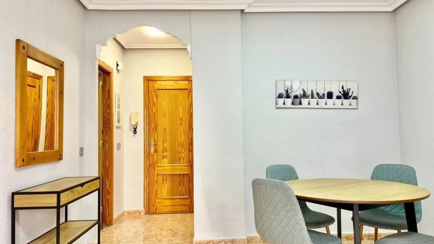 2 bedrooms apartment for sale , Torrevieja, Spain No. 253 № 6