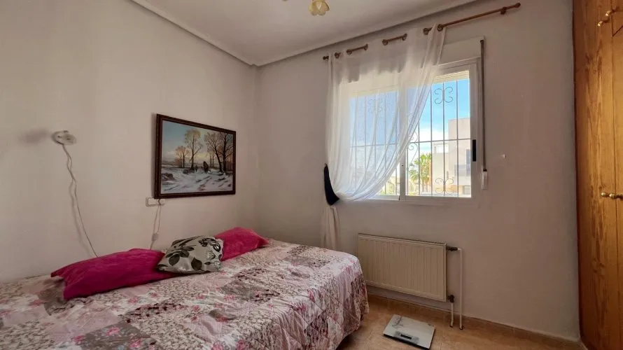 132m² house for sale, Torrevieja, Spain No. 250 № 1