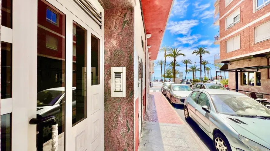 3 bedrooms penthouse for sale , Torrevieja, Spain No. 68 № 2