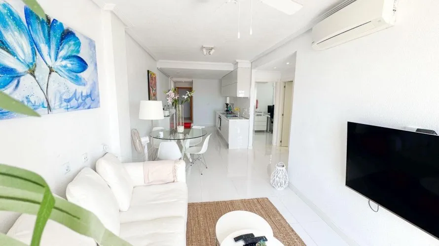 2 bedrooms penthouse for sale, Torrevieja, Spain No. 137 № 2