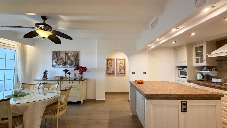 3 bedrooms penthouse for sale , Torrevieja, Spain No. 113 № 11