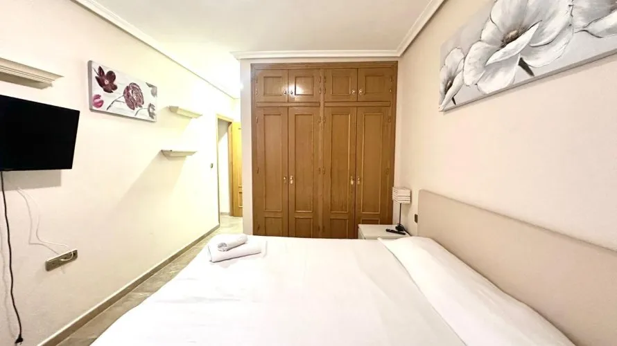 3 bedrooms apartment for sale , Torrevieja, Spain No. 239 № 4