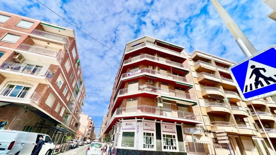3 bedrooms penthouse for sale , Torrevieja, Spain No. 68 № 1