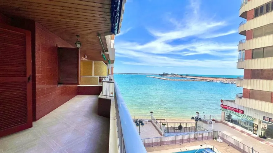 3 bedrooms apartment for sale, Torrevieja, Spain No. 223 № 23