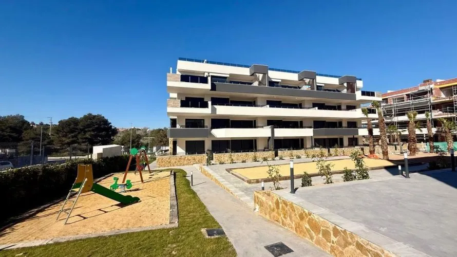 2 bedrooms penthouse for sale , Torrevieja, Spain No. 190 № 9